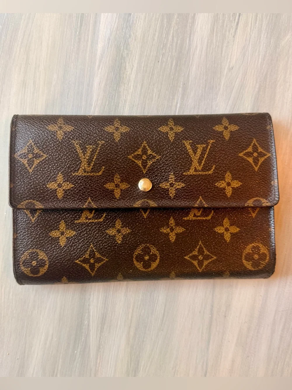 Louis Vuitton Monogram Pochette Passport Trifold Wallet Pochette Pass-Port